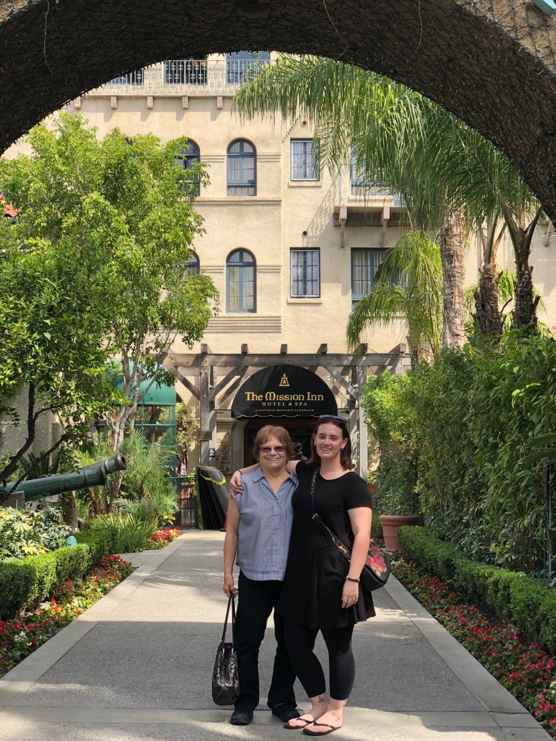 D41674DB-4EA8-4E17-B028-3D549CC1D555