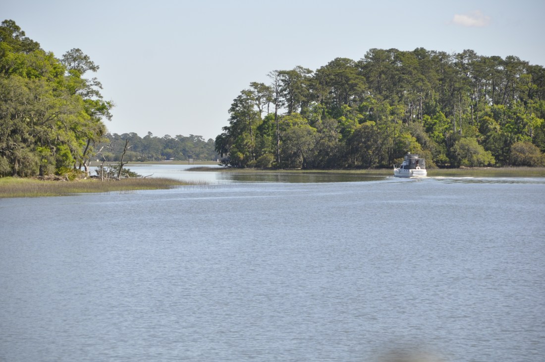 8EC3962F-B9B8-4A3F-9AE6-61429004C03A