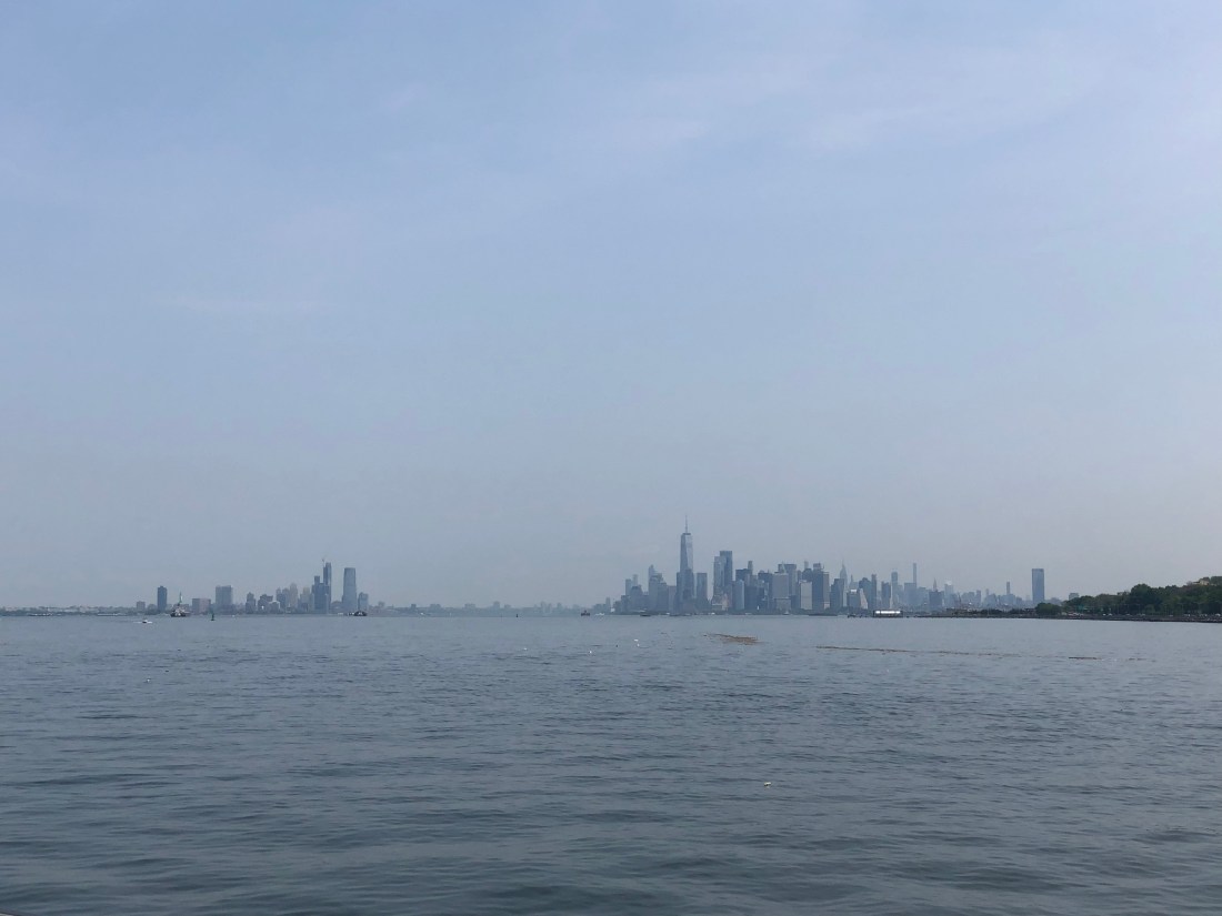 7EEB2B40-21E9-4F00-AF06-74AA8F291EFC