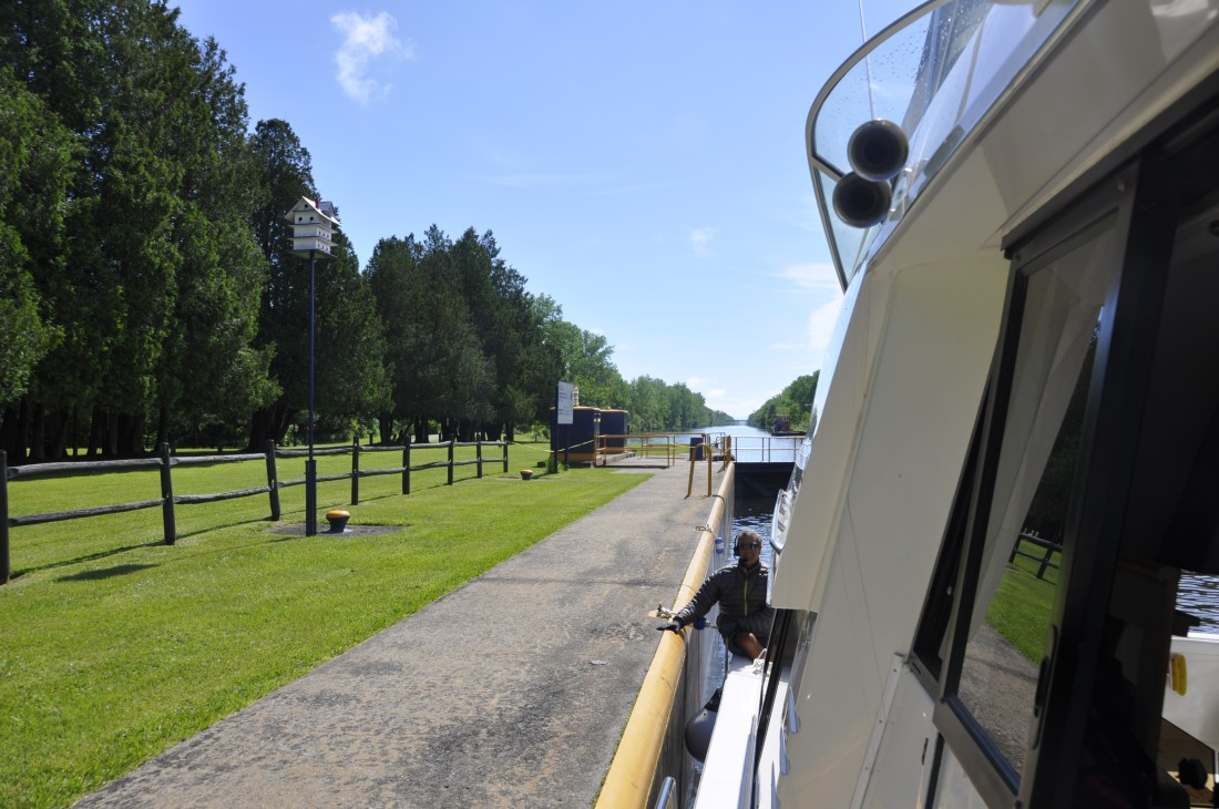 BF997DBE-CD94-4D8A-A48C-290D2973246F